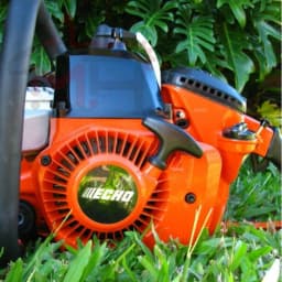 CS-1201 Chainsaw - Image 1